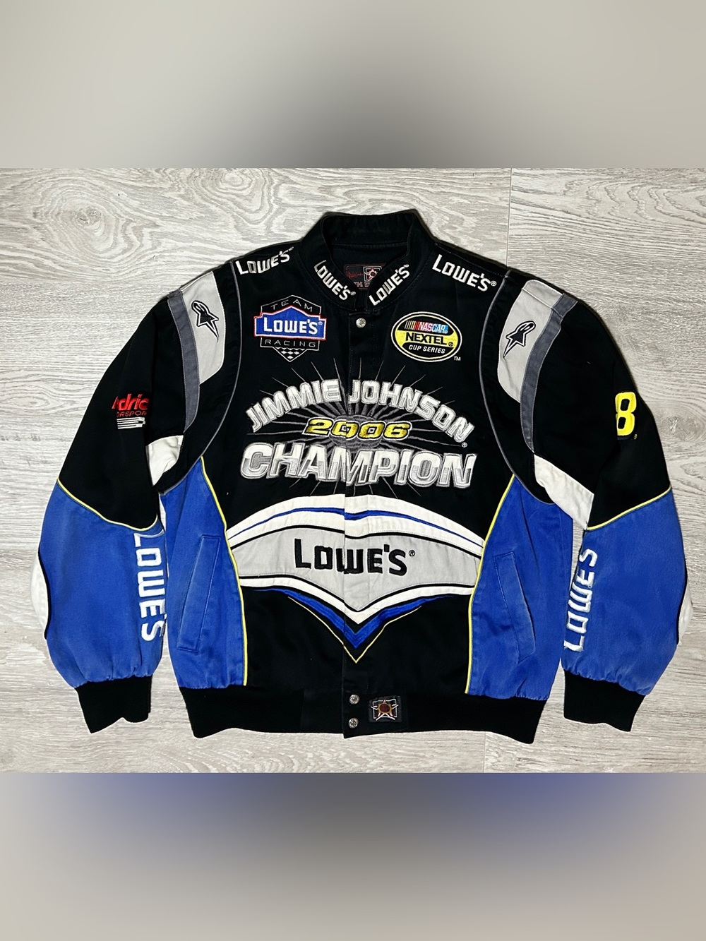Nascar Lowe's Jimmie Johnson 2006 Champion Black Blue Racing Jacket